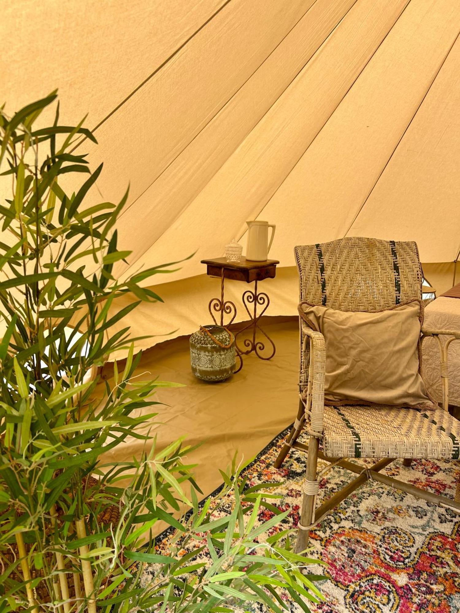 Chambre Au Jardin Tente De Charme Eguzon-Chantome Εξωτερικό φωτογραφία