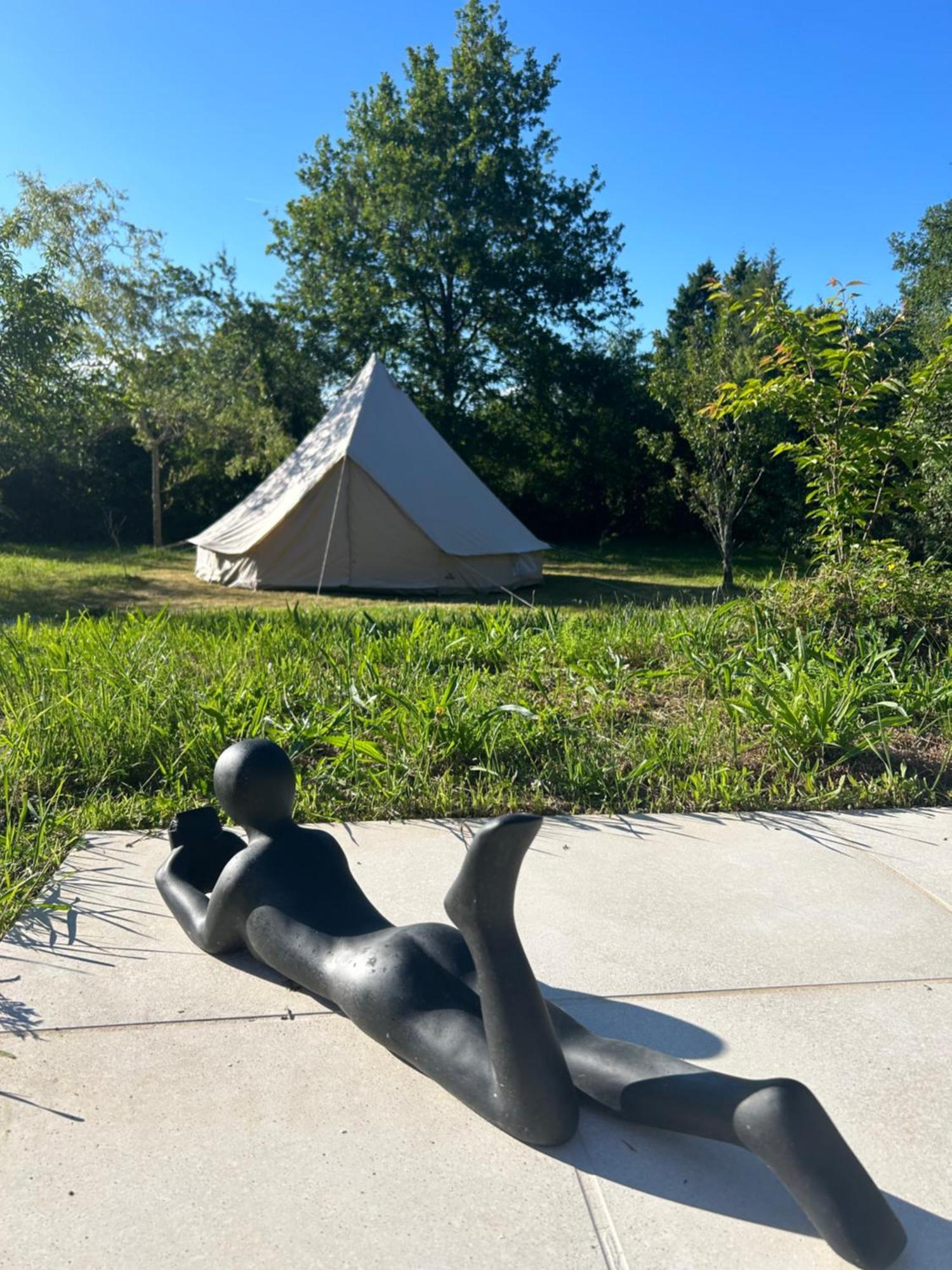 Chambre Au Jardin Tente De Charme Eguzon-Chantome Εξωτερικό φωτογραφία