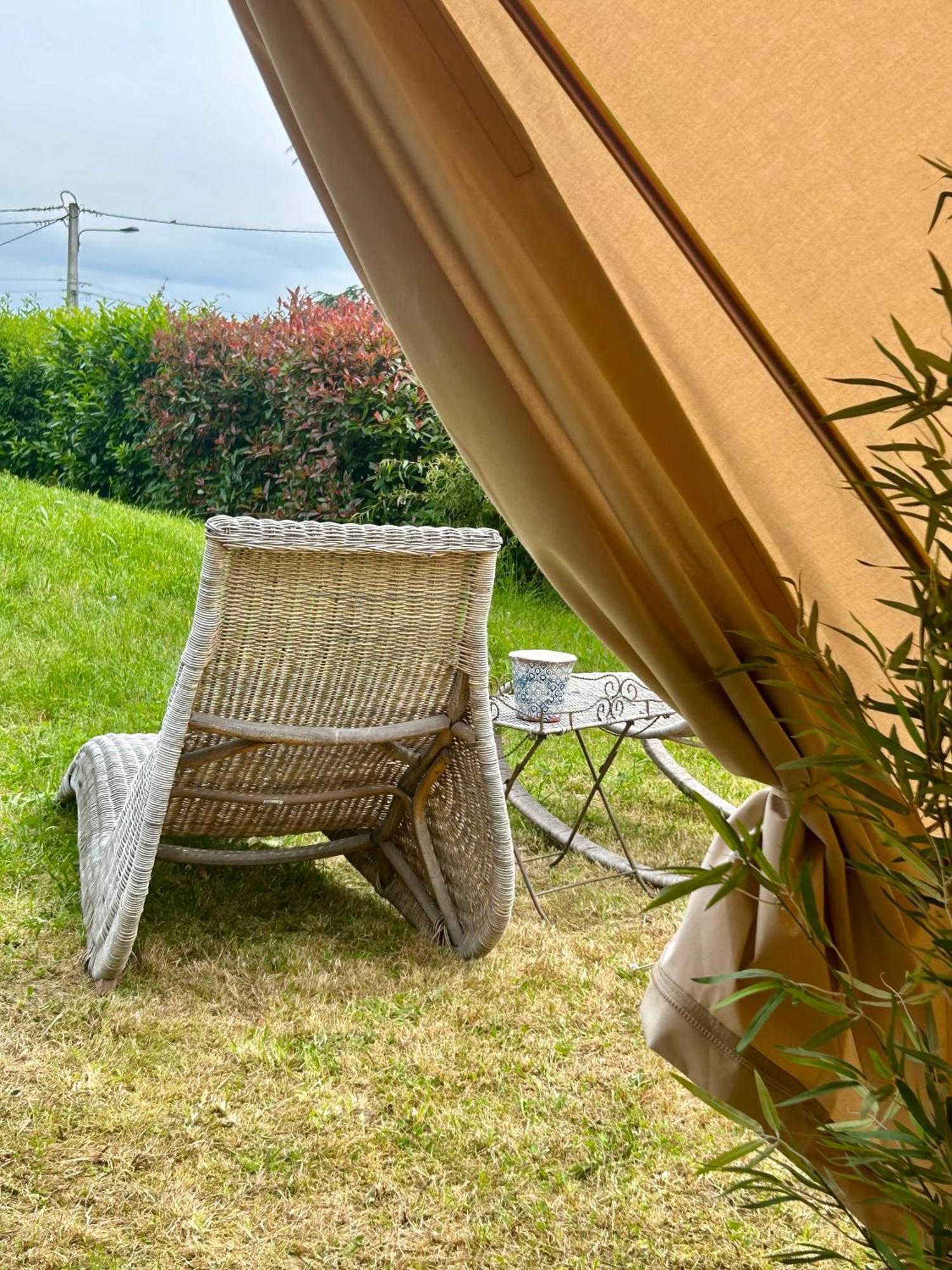 Chambre Au Jardin Tente De Charme Eguzon-Chantome Εξωτερικό φωτογραφία
